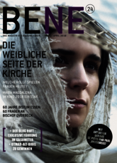 Das Cover des Bene Magazins Nummer 24 zeigt eine Frau mit hellem Tuch um den Kopf